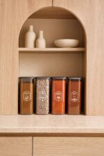 Kitchen Life 12'li Jumbo Boy Etiketli Square Kare Erzak Saklama Kabı Seti 1750 ml - Sert Kapak - Görsel 7