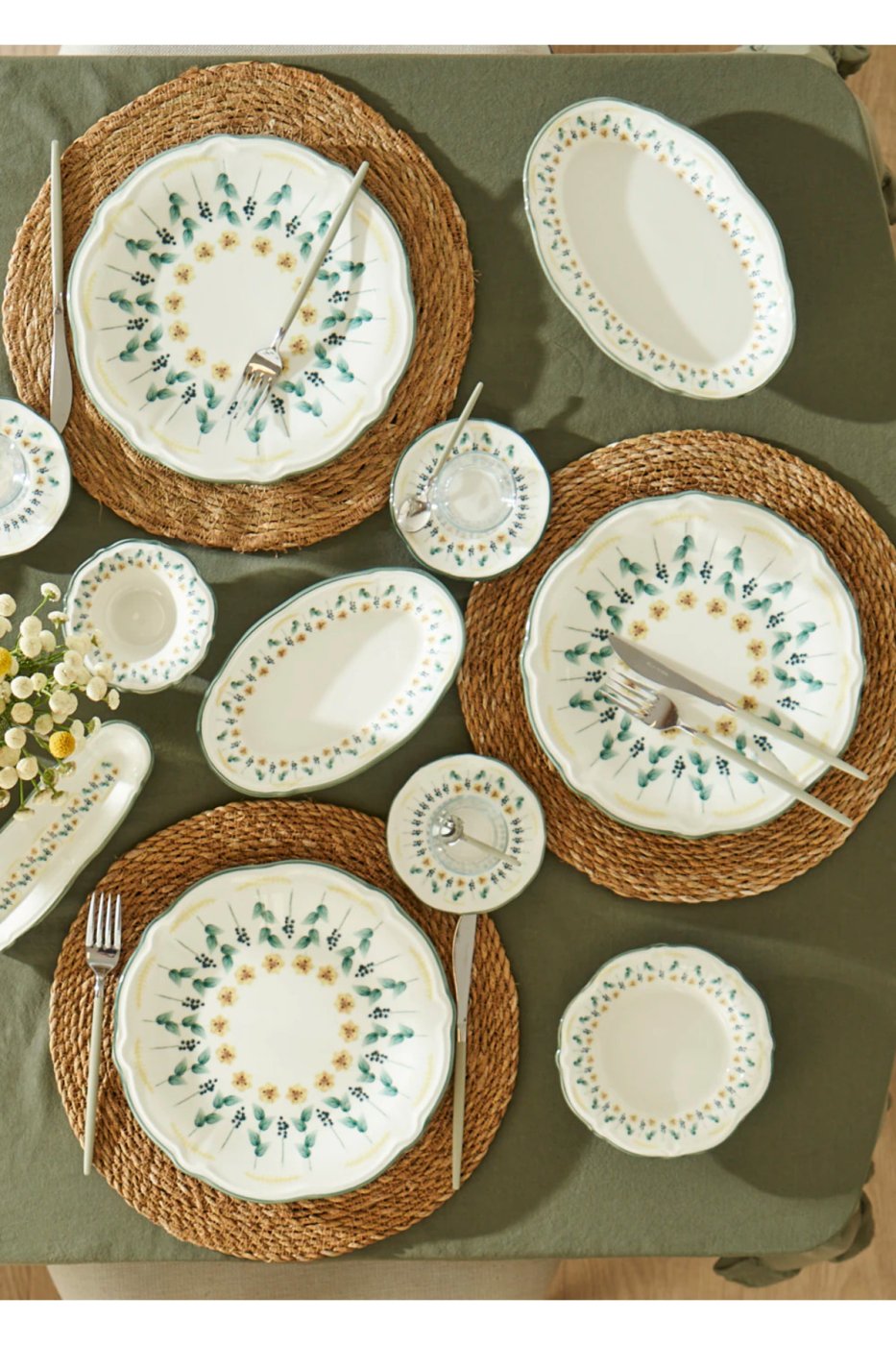 5466cad0897ceacbd55e56f60a403427 Bella Maison Adelina Stoneware 26 Parça 6 Kişilik Kahvaltı Takımı Yeşil - Görsel 1