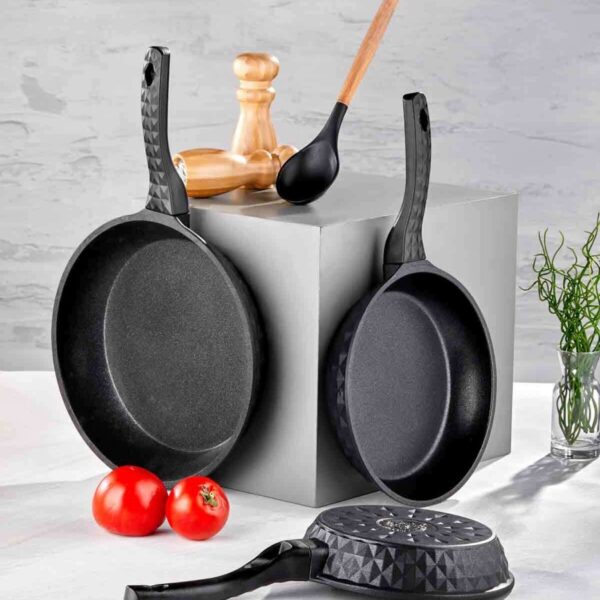 Taç Bella Döküm 3'lü Tava Seti Siyah 20 Cm / 24 Cm / 28 Cm
