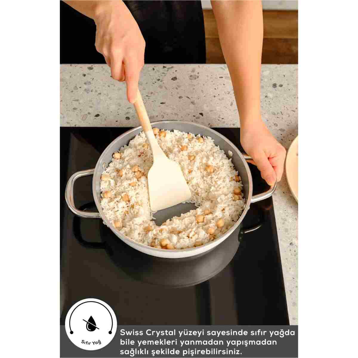 Karaca x Refika Swiss Crystal Metal Kulplu 0 Yağ İle Yanmaz Yapışmaz Tava Sahan Set Creamy - Görsel 14