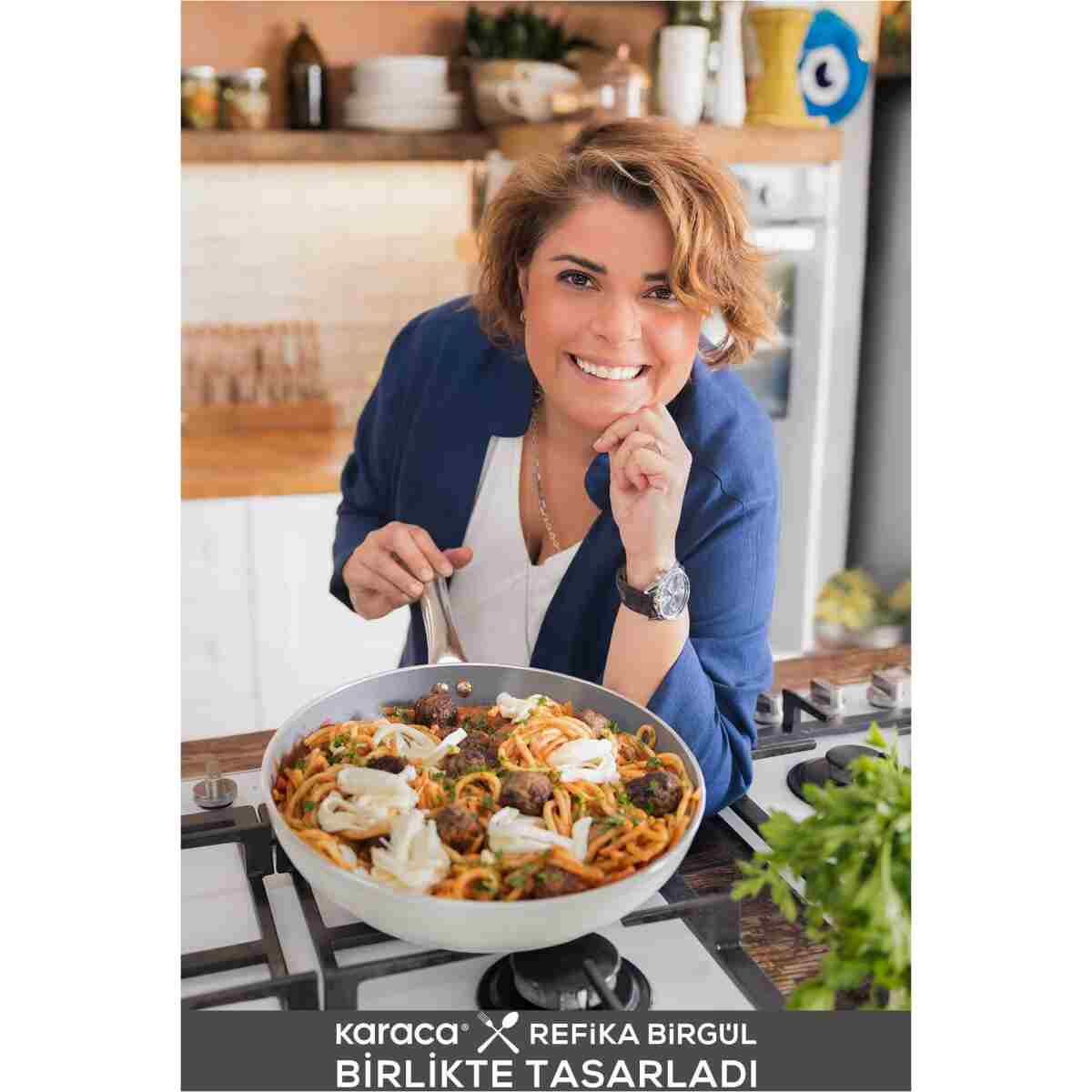 Karaca x Refika Swiss Crystal Metal Kulplu 0 Yağ İle Yanmaz Yapışmaz Tava Sahan Set Creamy - Görsel 12