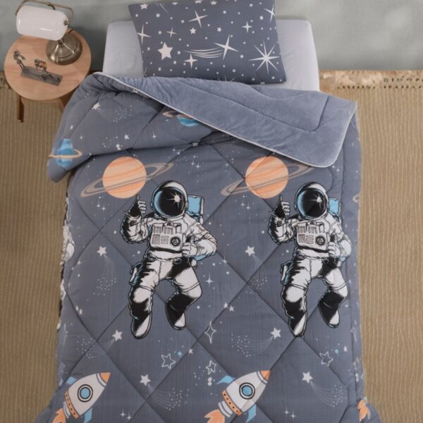 Formeya Astronot Desenli Tek Kişilik Çift Taraflı Wellsoft Yorgan ve Yastık Kılıfı Seti (Çarşafsız)