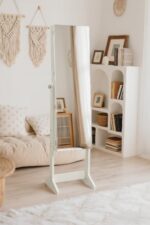 Myplas Modern Tasarımlı Aynalı Kitlenebilir Ahşap Takı ve Makyaj Dolabı Ayaklı Boy Aynası Beyaz 160x37 - Görsel 3