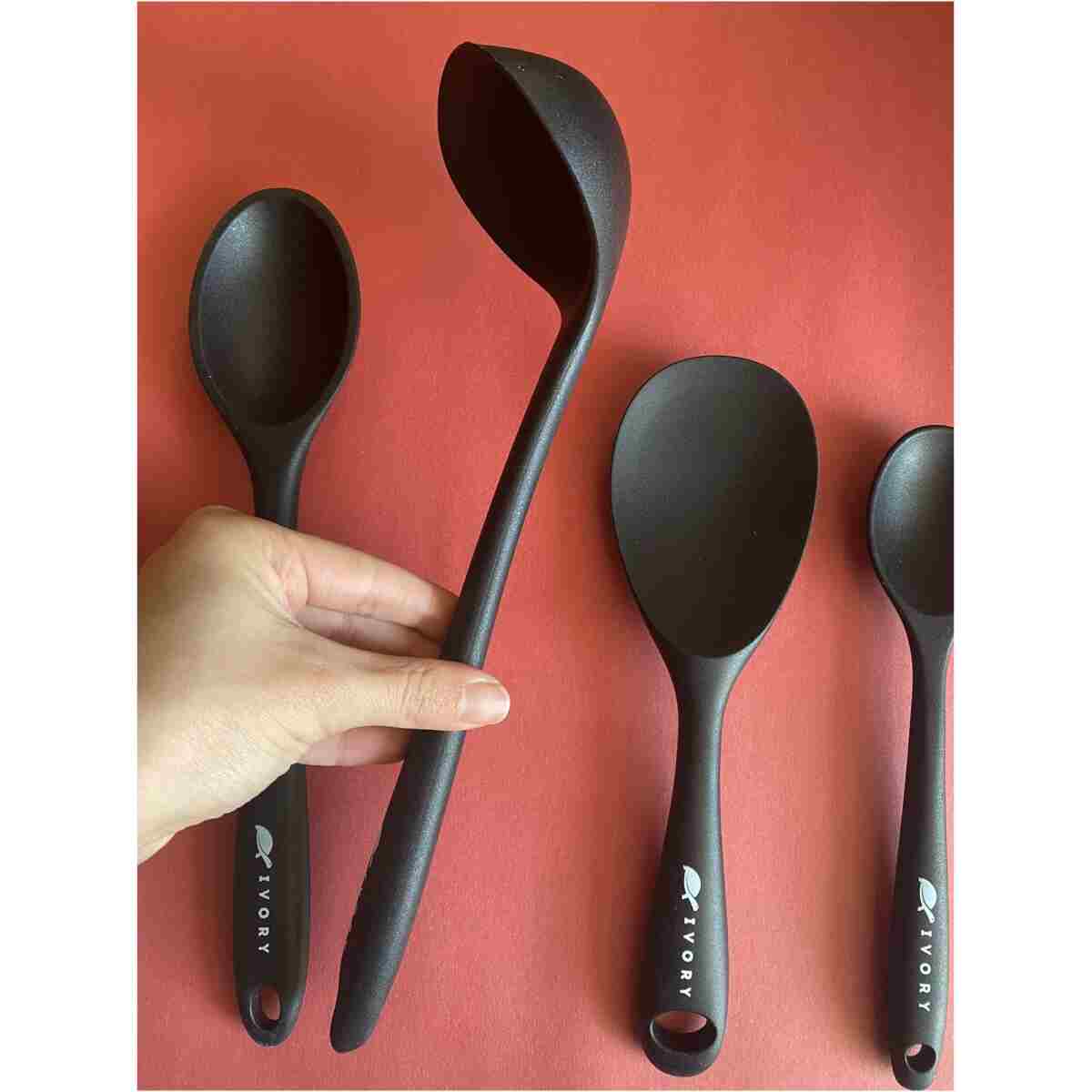 Multiamo İvory Sert Uçlu Isıya Dayanıklı Yanmaz Yapışmaz Silikon Seti 4 Parça 28cm/22cm/20cm Kaşık 28cm Kepçe - Görsel 2