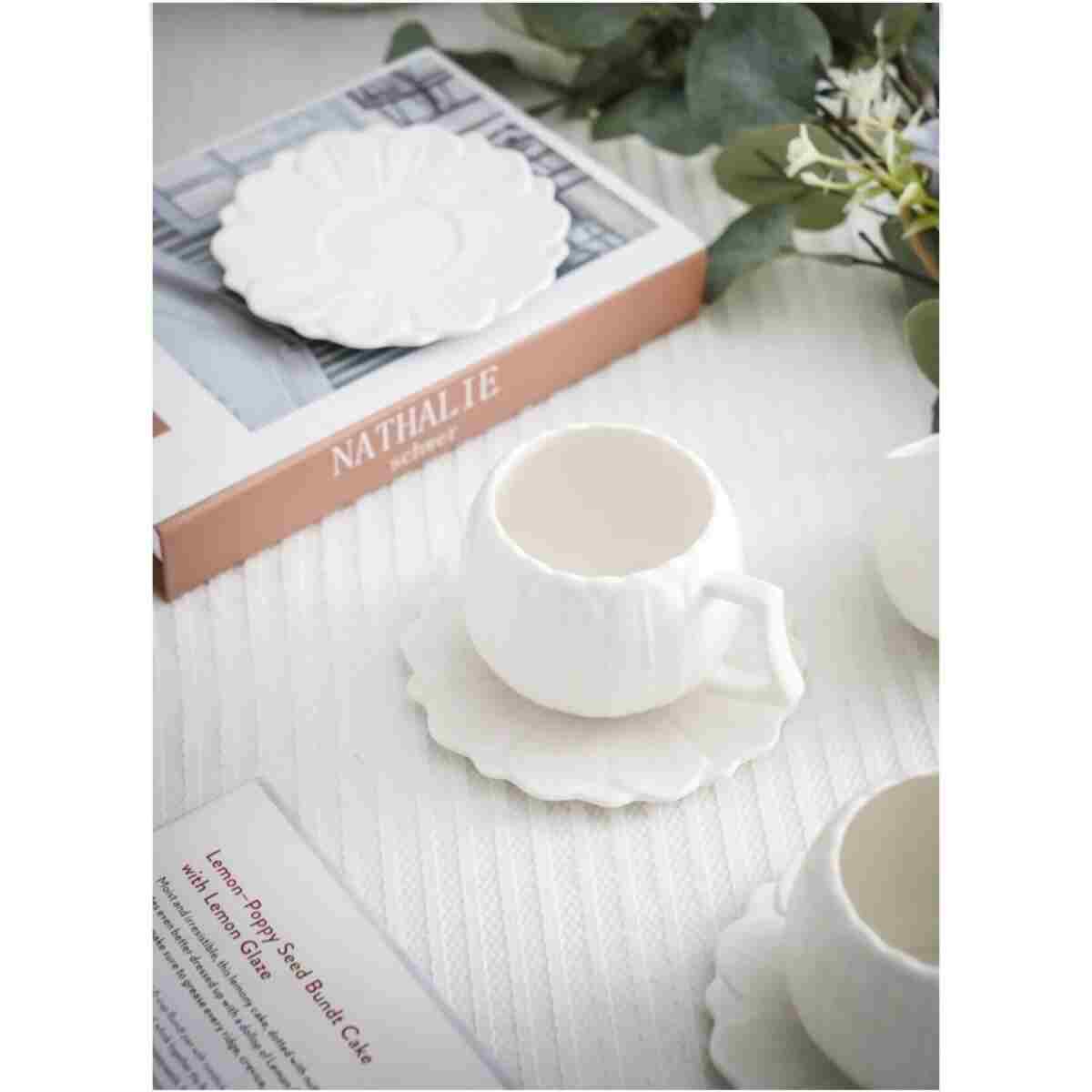 Akkoyunlu home 6 Kişilik Lüx Papatya Kahve Fincanı Takımı 12 Parça 90 ml - Görsel 3