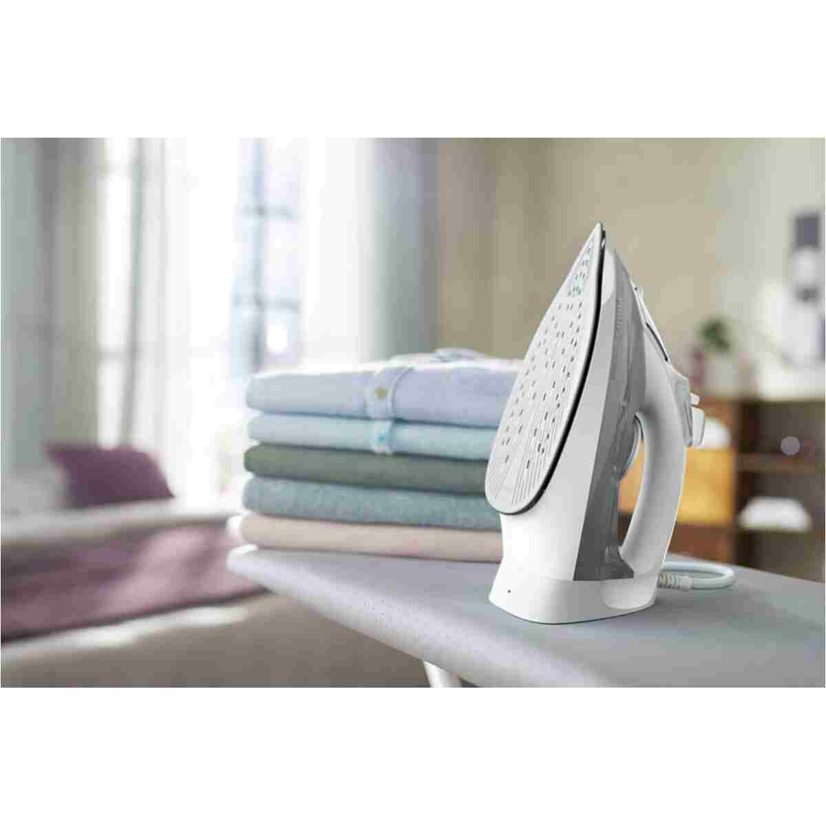 Philips 5000 Series Steam iron DST5010/16,2400W, UAE Version - Görsel 3