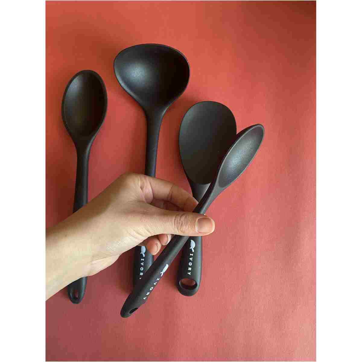 Multiamo İvory Sert Uçlu Isıya Dayanıklı Yanmaz Yapışmaz Silikon Seti 4 Parça 28cm/22cm/20cm Kaşık 28cm Kepçe - Görsel 6
